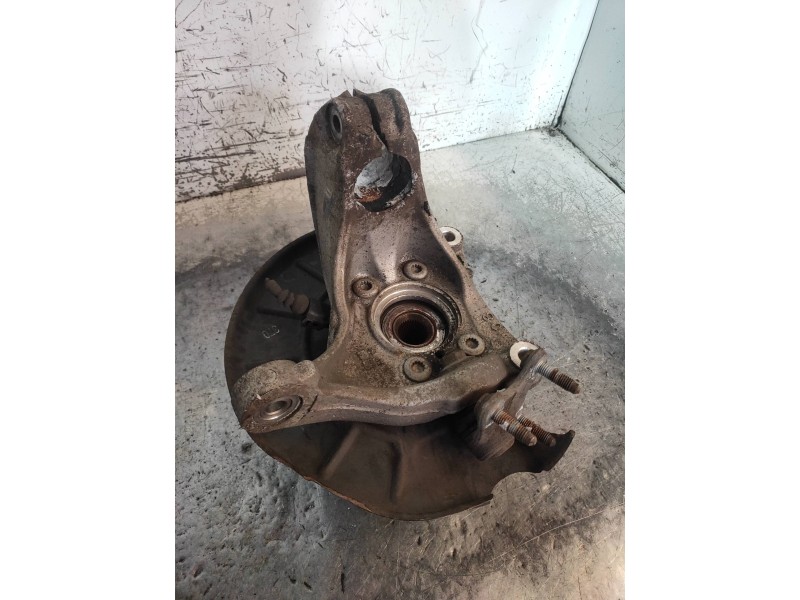 Recambio de mangueta delantera izquierda para volkswagen passat berlina (3c2) highline referencia OEM IAM   