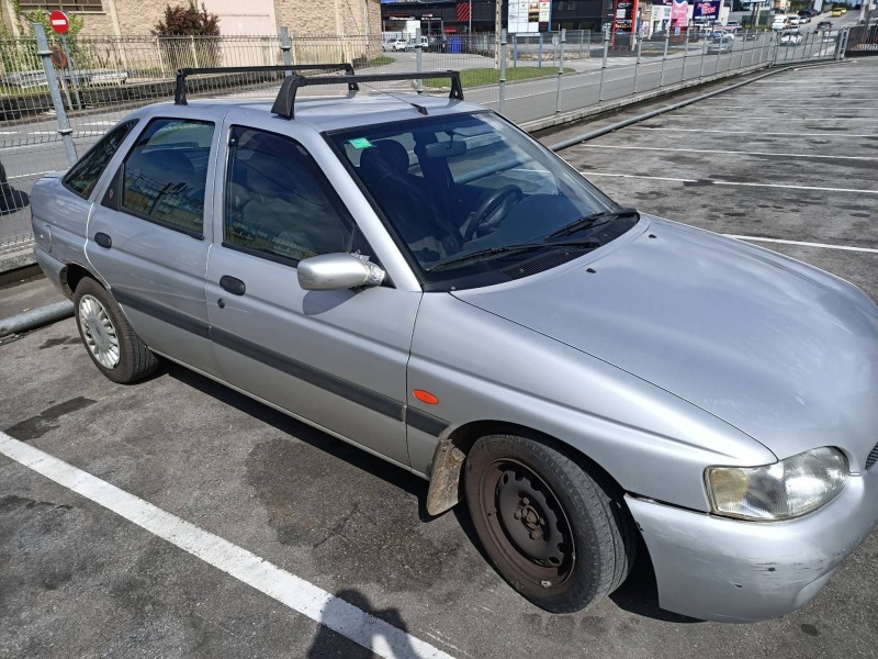 ford escort berl./turnier del año 1998