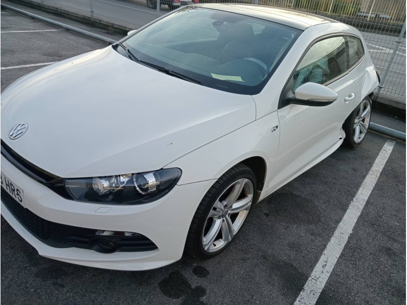 volkswagen scirocco (137) del año 2013