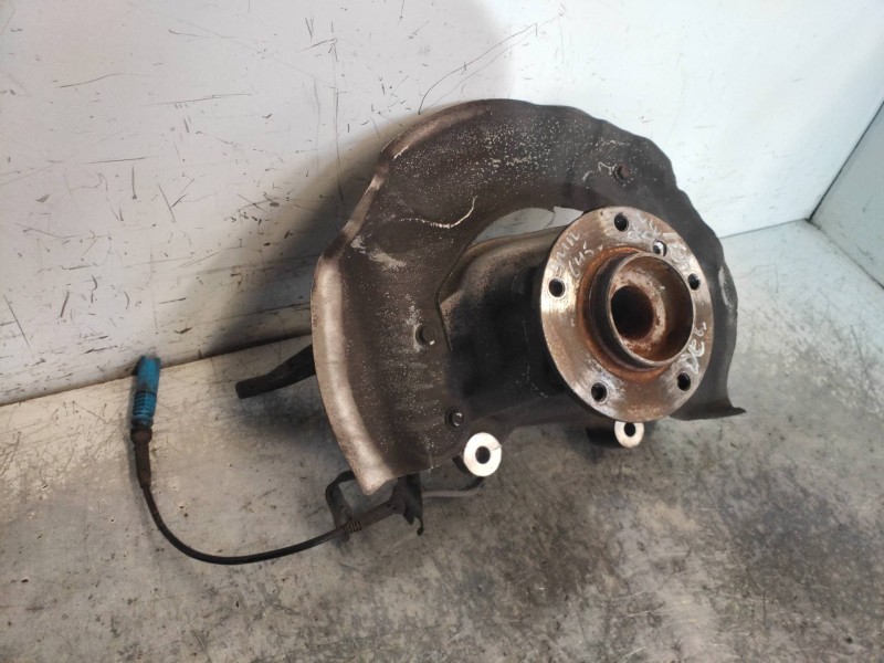 Recambio de mangueta delantera derecha para bmw serie 6 coupe (e63) 4.4 v8 32v cat referencia OEM IAM 6762018  