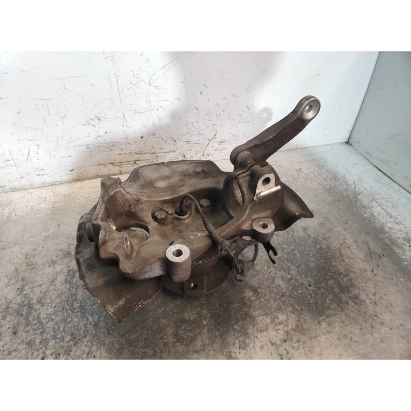Recambio de mangueta delantera derecha para bmw serie 6 coupe (e63) 4.4 v8 32v cat referencia OEM IAM 6762018  