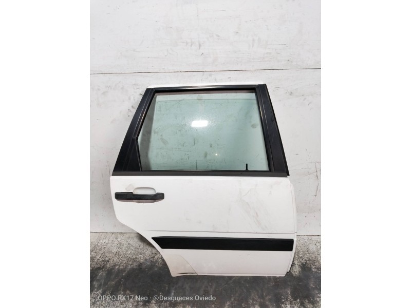 Recambio de puerta trasera derecha para volvo serie 440 turbo referencia OEM IAM   5P