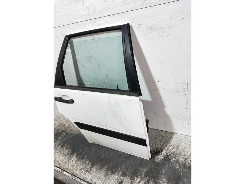 Recambio de puerta trasera derecha para volvo serie 440 turbo referencia OEM IAM   5P