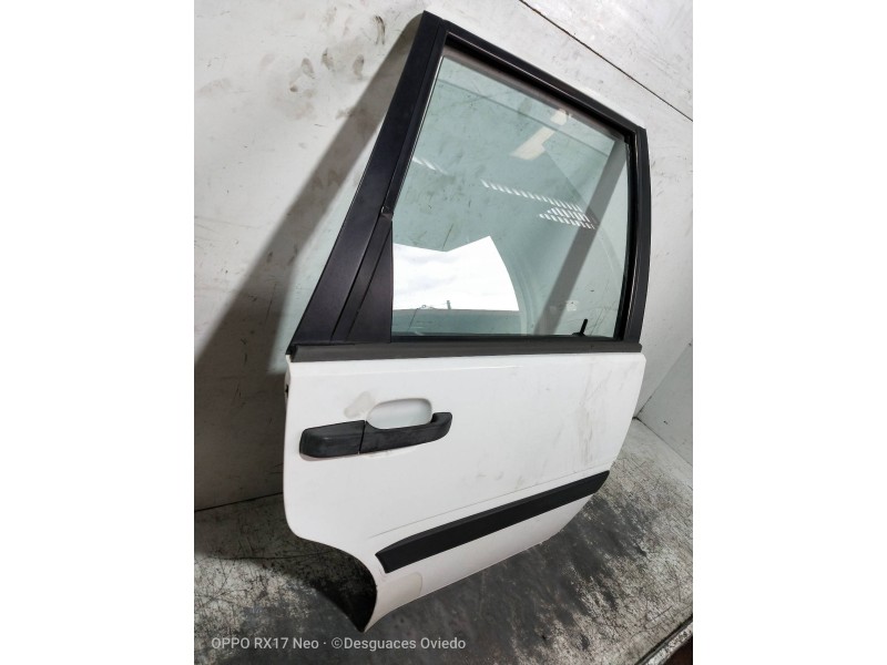 Recambio de puerta trasera derecha para volvo serie 440 turbo referencia OEM IAM   5P
