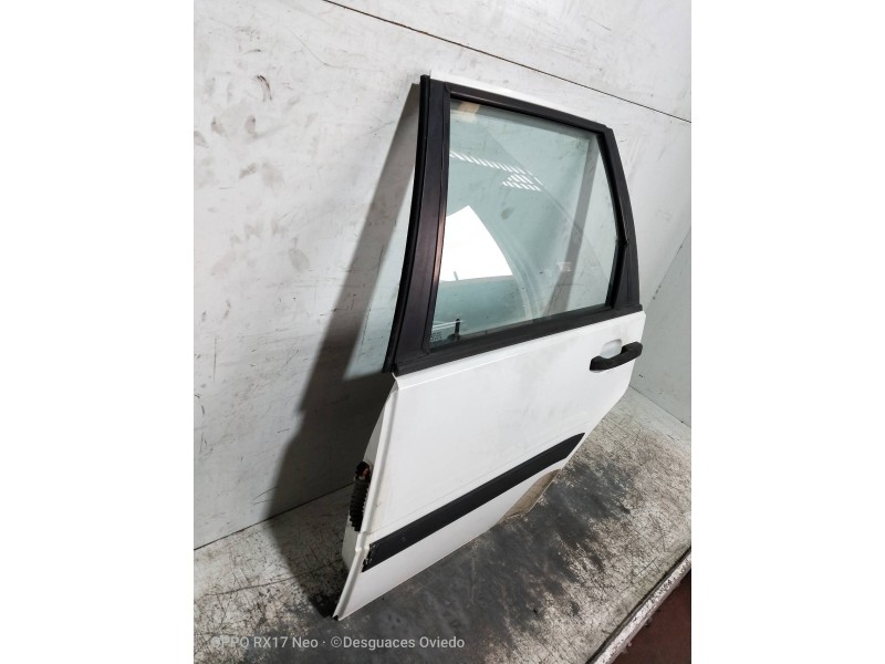 Recambio de puerta trasera izquierda para volvo serie 440 turbo referencia OEM IAM   5P