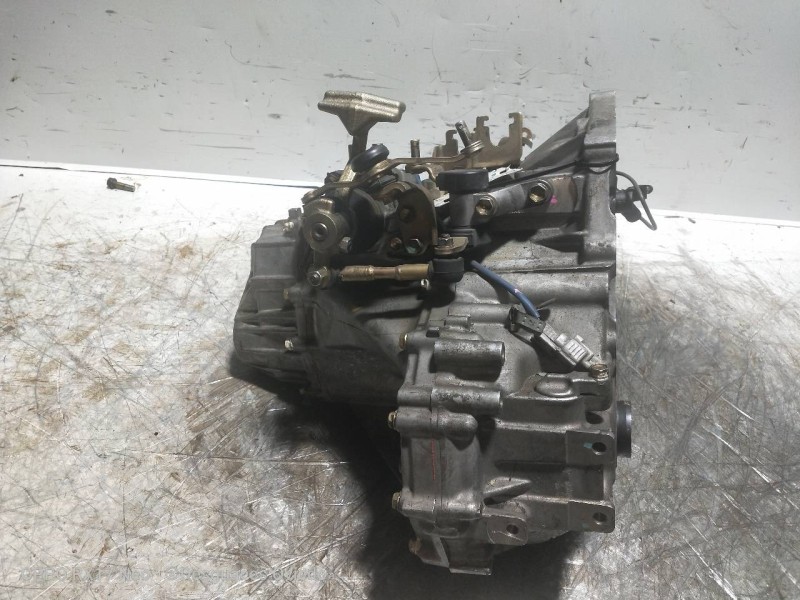 Recambio de caja cambios para toyota celica (t23) 1.8 referencia OEM IAM 31205015  