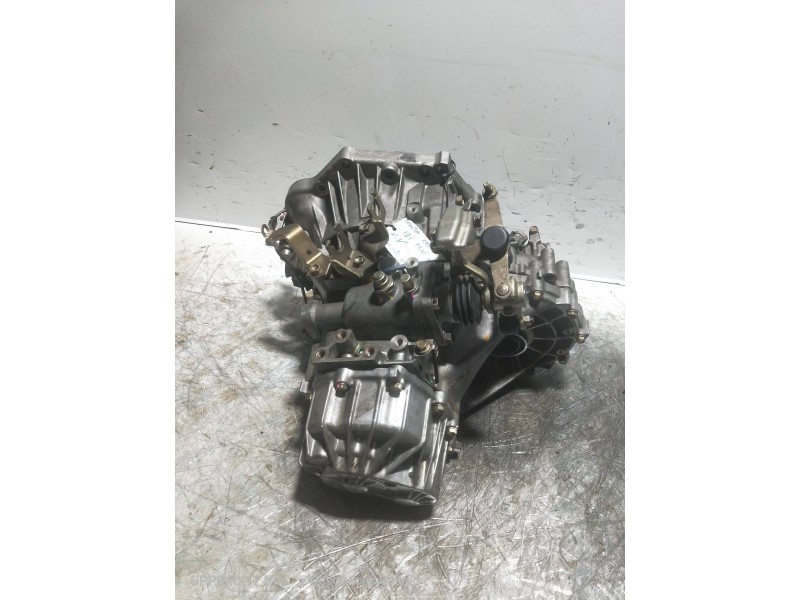 Recambio de caja cambios para toyota celica (t23) 1.8 referencia OEM IAM 31205015  