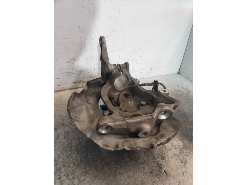 Recambio de mangueta delantera derecha para bmw serie 6 coupe (e63) 4.4 v8 32v cat referencia OEM IAM 6762018  
