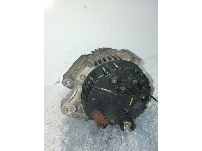 Recambio de alternador para renault twingo (co6) 1.2 (c066/67/68) referencia OEM IAM   