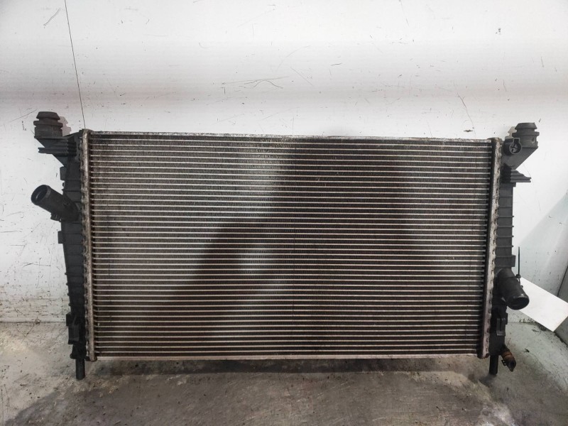 Recambio de radiador agua para ford focus berlina (cap) ghia referencia OEM IAM 3M5H8005RK  