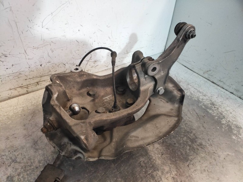 Recambio de mangueta delantera izquierda para bmw serie 6 coupe (e63) 4.4 v8 32v cat referencia OEM IAM 6762017  