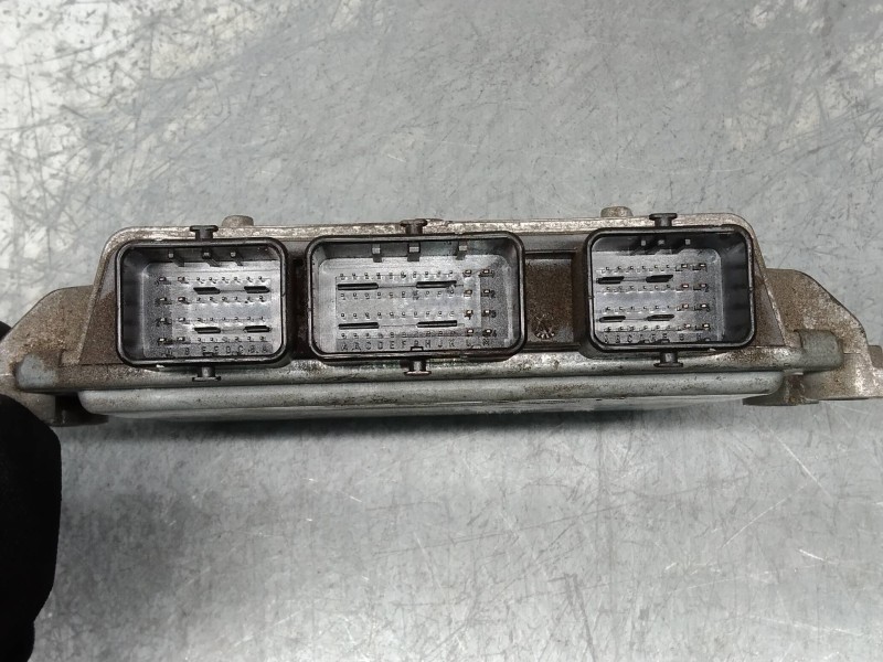 Recambio de centralita motor uce para peugeot 307 (s1) xr referencia OEM IAM 5WS40145AT SW9653205380 HW9647423380 SID801A