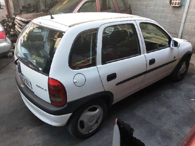 opel corsa b del año 1998