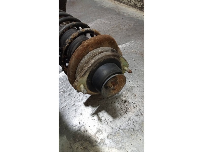 Recambio de mangueta delantera derecha para citroen ax first referencia OEM IAM   