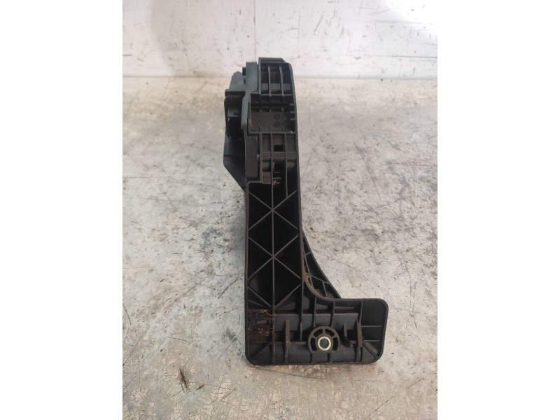Recambio de potenciometro pedal para bmw x1 (e84) xdrive 23d referencia OEM IAM 3542679374301 6PV00937921 