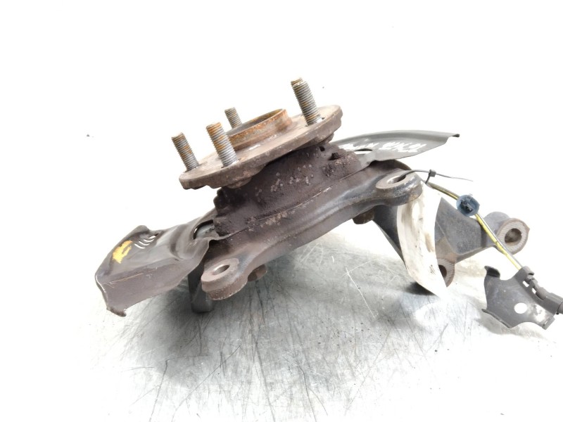 Recambio de mangueta delantera derecha para toyota auris 1.6 16v cat referencia OEM IAM   