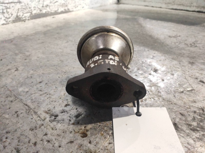 Recambio de valvula egr para audi a6 avant (4b5) 2.5 tdi referencia OEM IAM 72167505  