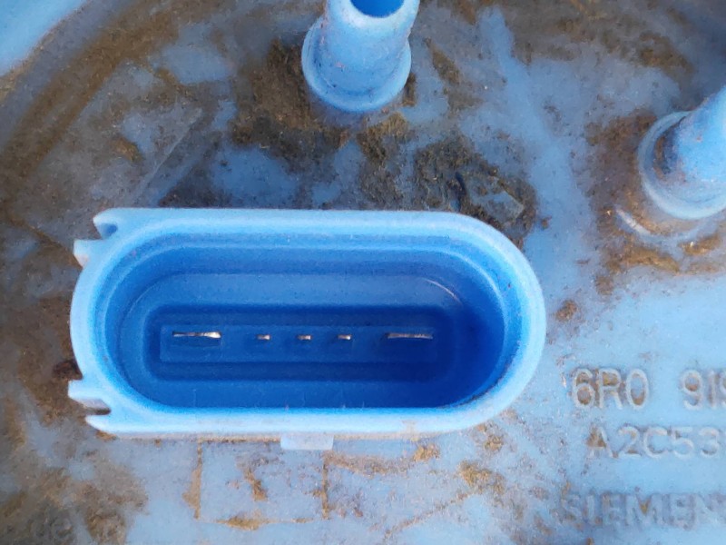 Recambio de bomba combustible para seat ibiza sc (6j1) bocanegra referencia OEM IAM 6R0919051A A2C53304849 