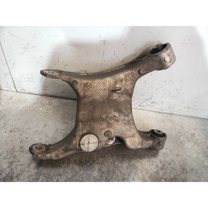 Recambio de brazo suspension inferior trasero izquierdo para bmw serie 6 coupe (e63) 4.4 v8 32v cat referencia OEM IAM 333267559
