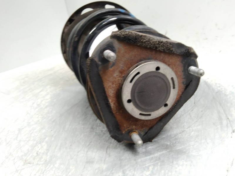 Recambio de amortiguador delantero izquierdo para toyota verso advance referencia OEM IAM   