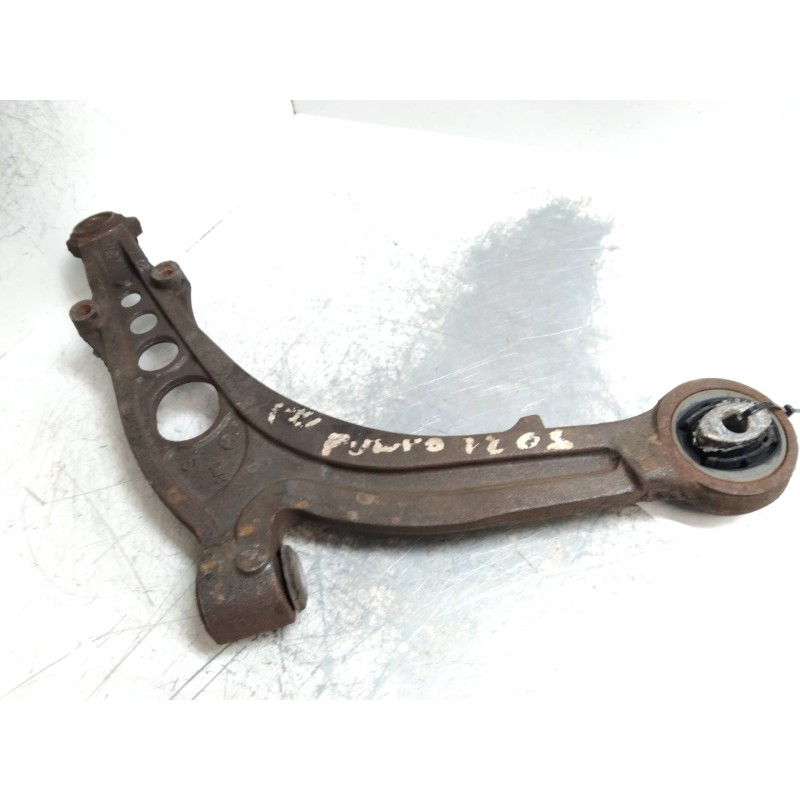 Recambio de brazo suspension inferior delantero izquierdo para fiat punto berlina (188) 1.9 d (i) referencia OEM IAM   