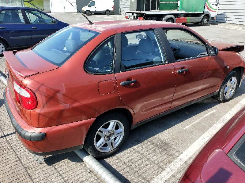 seat cordoba berlina (6k2) del año 1999