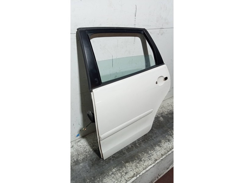 Recambio de puerta trasera izquierda para volkswagen polo (9n1) highline referencia OEM IAM   5P
