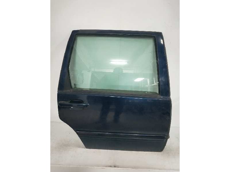 Recambio de puerta trasera derecha para volvo v70 familiar 2.4 turbo cat referencia OEM IAM   