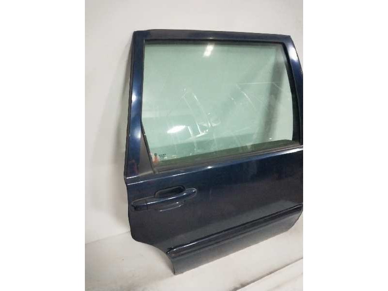 Recambio de puerta trasera derecha para volvo v70 familiar 2.4 turbo cat referencia OEM IAM   