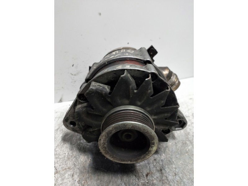 Recambio de alternador para fiat punto berl. (176) td sx / td 70 sx referencia OEM IAM 0120488270 BOSCH 