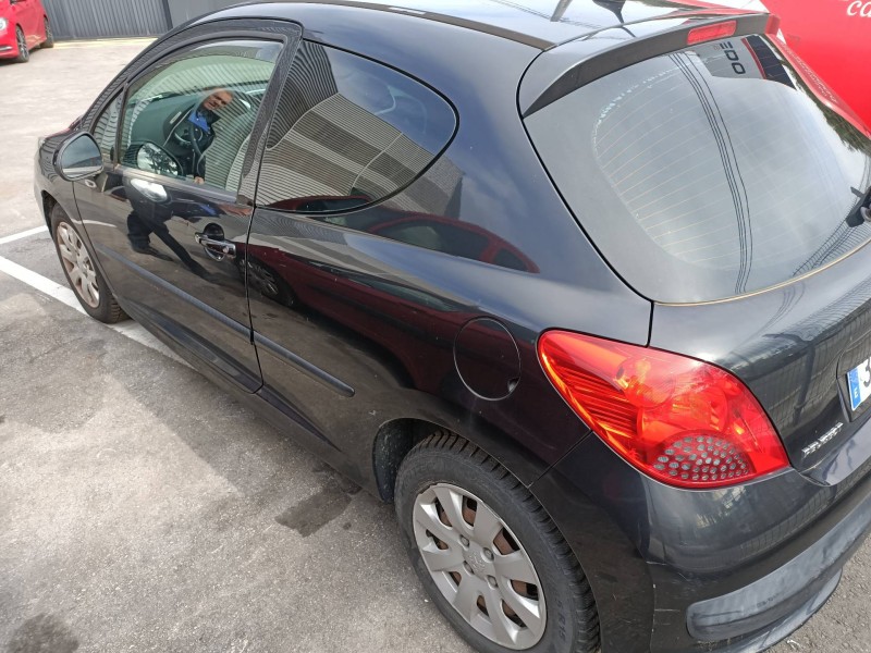 peugeot 207 del año 2008