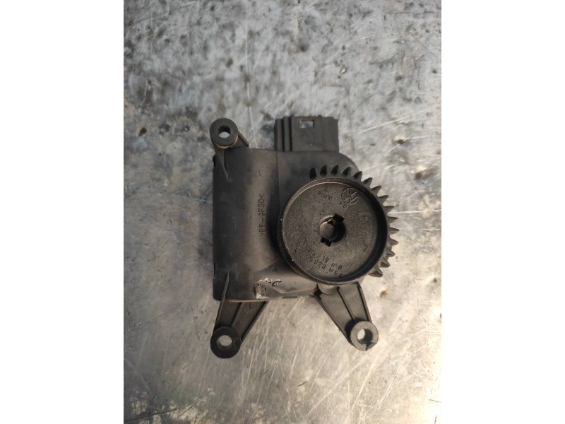Recambio de motor apertura trampillas climatizador para seat ibiza sc (6j1) bocanegra referencia OEM IAM 0132801357  