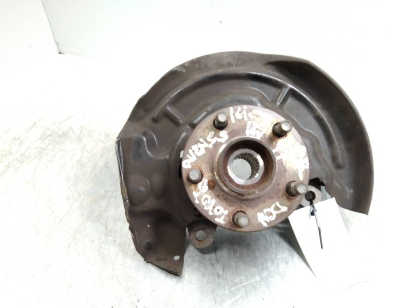 Recambio de mangueta delantera derecha para toyota avensis berlina (t 22) 1.6 16v referencia OEM IAM   