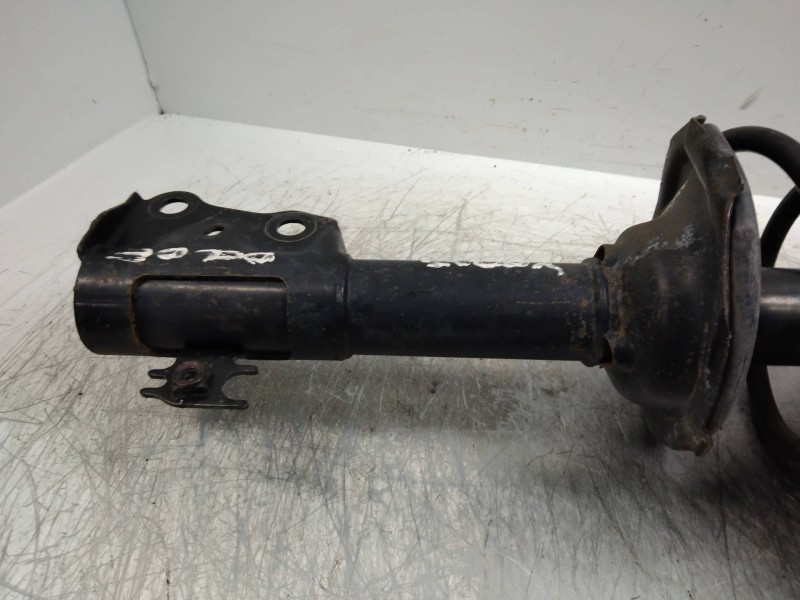Recambio de amortiguador delantero derecho para toyota yaris (ncp1/nlp1/scp1) 1.3 expo referencia OEM IAM   