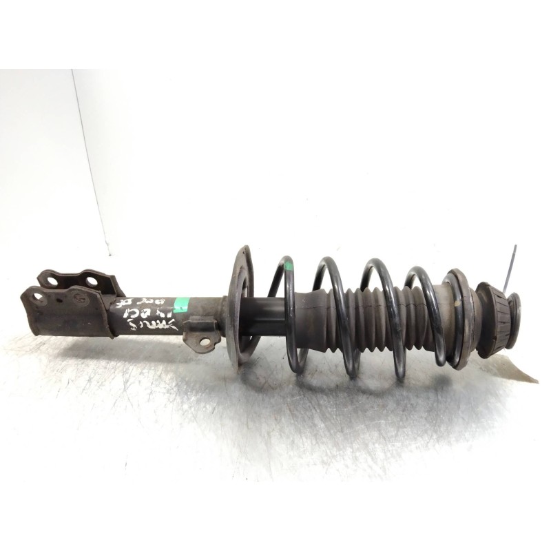 Recambio de amortiguador delantero izquierdo para toyota yaris (ksp9/scp9/nlp9) 1.4 turbodiesel cat referencia OEM IAM   
