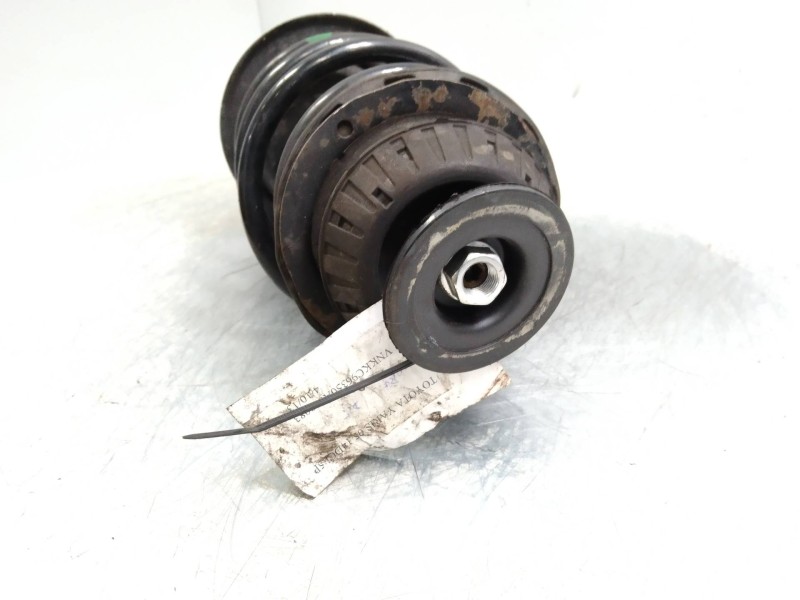 Recambio de amortiguador delantero derecho para toyota yaris (ksp9/scp9/nlp9) 1.4 turbodiesel cat referencia OEM IAM   