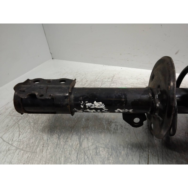 Recambio de amortiguador delantero derecho para toyota yaris (ksp9/scp9/nlp9) 1.4 turbodiesel cat referencia OEM IAM   