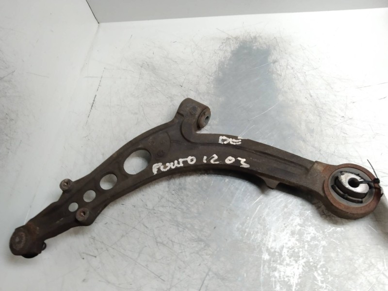 Recambio de brazo suspension inferior delantero derecho para fiat punto berlina (188) 1.2 cat referencia OEM IAM   