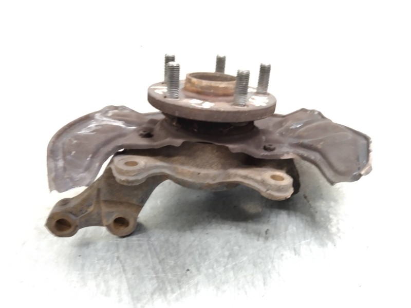 Recambio de mangueta delantera izquierda para toyota avensis wagon (t25) 2.0 d-4d executive referencia OEM IAM   