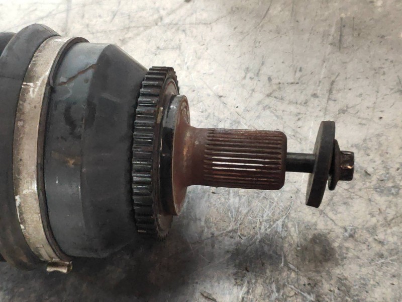 Recambio de transmision delantera izquierda para volvo xc70 d5 awd ocean race referencia OEM IAM 30759010  