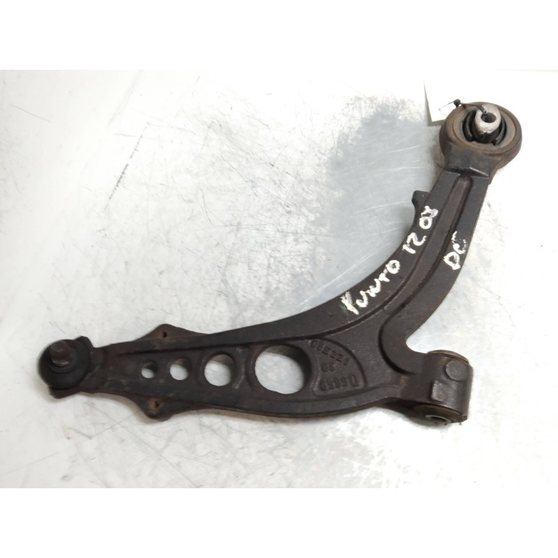 Recambio de brazo suspension inferior delantero derecho para fiat punto berlina (188) 1.2 8v s referencia OEM IAM   