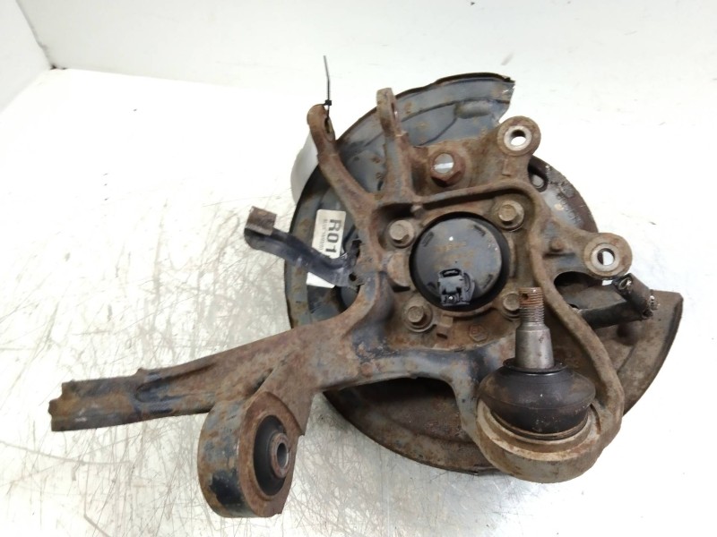 Recambio de mangueta trasera izquierda para toyota avensis berlina (t25) 2.0 16v cat referencia OEM IAM   