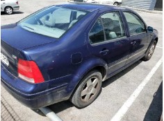 volkswagen bora berlina (1j2) del año 2001 2