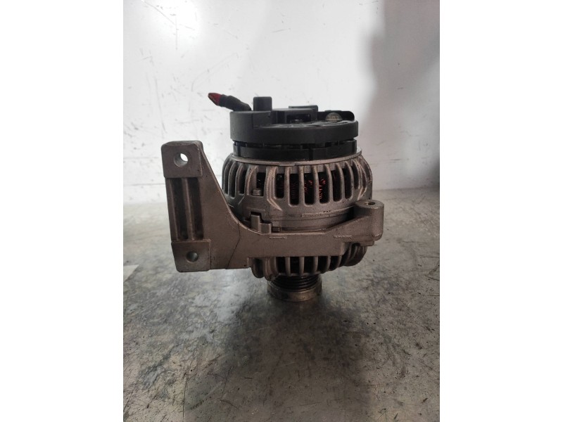 Recambio de alternador para volvo xc70 d5 awd ocean race referencia OEM IAM 0124525521  BOSCH