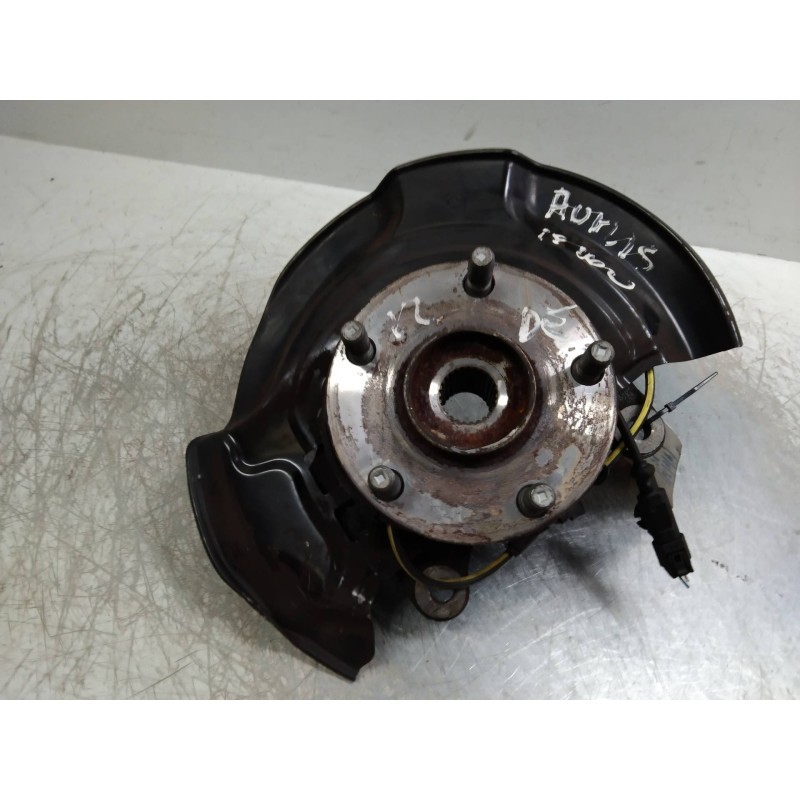 Recambio de mangueta delantera derecha para toyota auris touring sports (e18) 1.8 16v cat (híbrido) referencia OEM IAM   