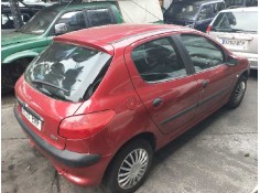 peugeot 206 berlina del año 2001 2