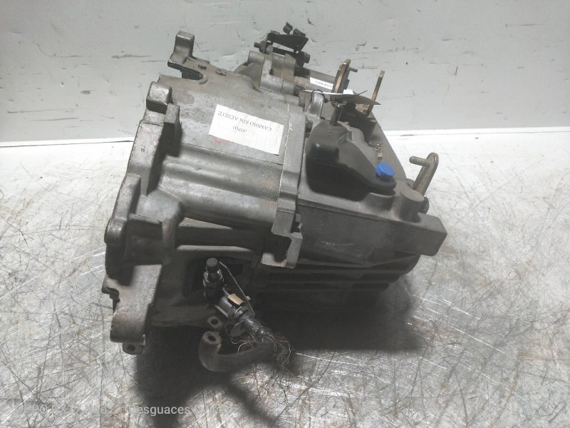 Recambio de caja cambios para volvo v70 familiar 2.3 20v turbo cat referencia OEM IAM P9482051 T100640 M56LK