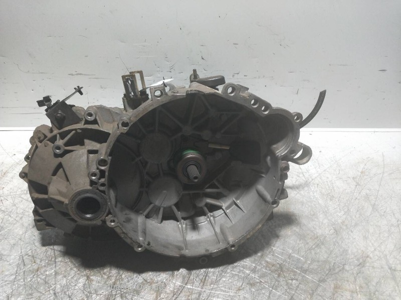 Recambio de caja cambios para volvo v70 familiar 2.3 20v turbo cat referencia OEM IAM P9482051 T100640 M56LK