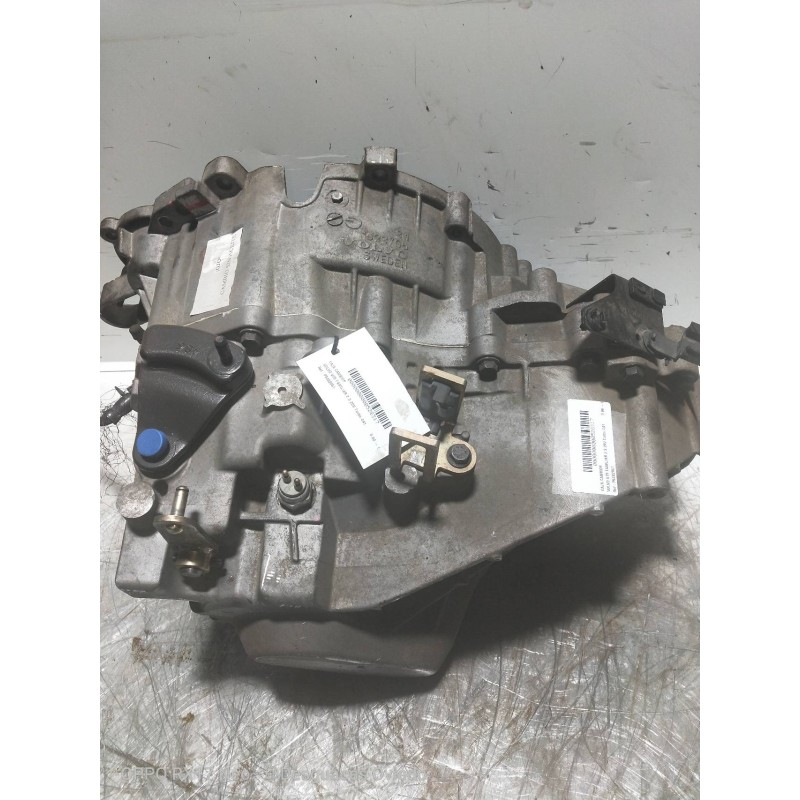 Recambio de caja cambios para volvo v70 familiar 2.3 20v turbo cat referencia OEM IAM P9482051 T100640 M56LK