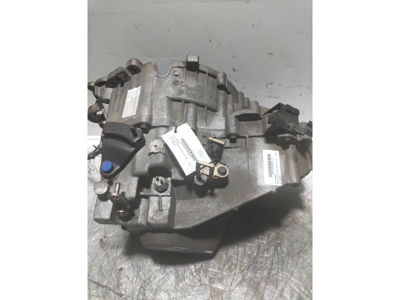 Recambio de caja cambios para volvo v70 familiar 2.3 20v turbo cat referencia OEM IAM P9482051 T100640 M56LK